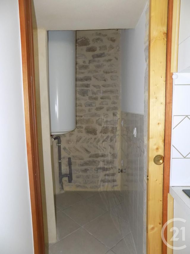 Appartement F3 &agrave; louer - 3 pi&egrave;ces - 56 m2 - Bagnols Sur Ceze - 30 - LANGUEDOC-ROUSSILLON