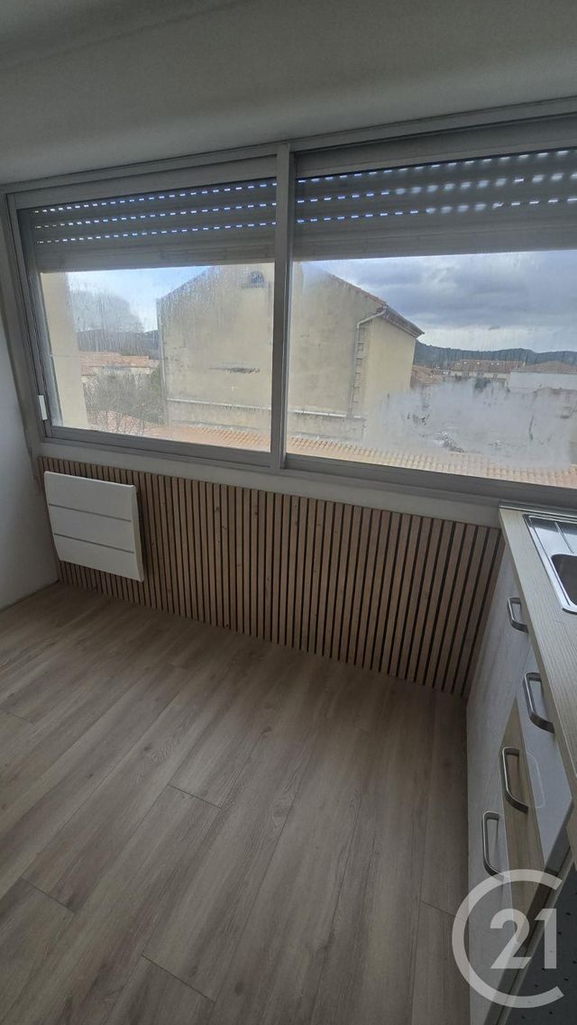 Appartement F1 &agrave; louer - 1 pi&egrave;ce - 31,03 m2 - Bagnols Sur Ceze - 30 - LANGUEDOC-ROUSSILLON
