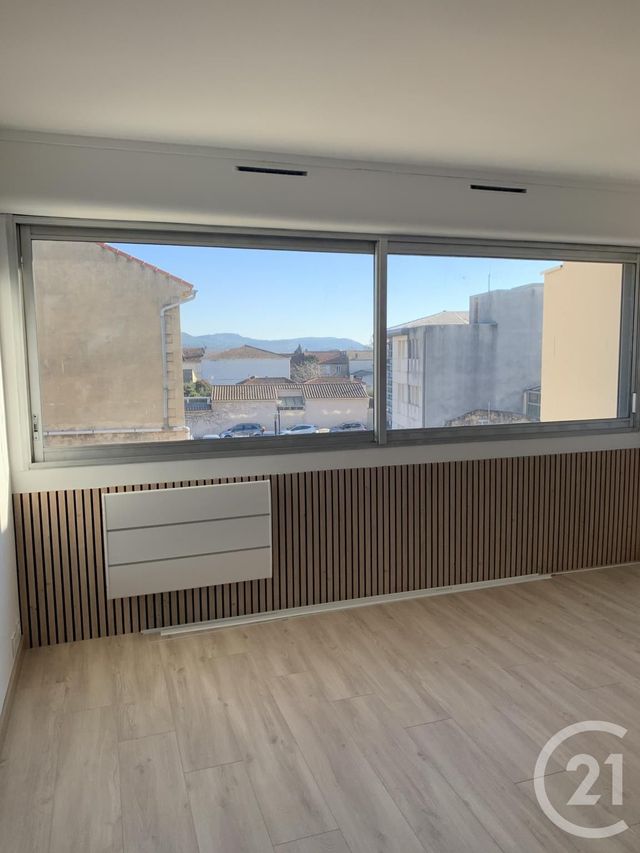 Appartement F1 &agrave; louer - 1 pi&egrave;ce - 31,03 m2 - Bagnols Sur Ceze - 30 - LANGUEDOC-ROUSSILLON