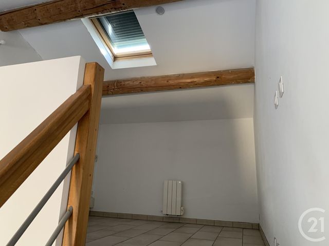 Appartement &agrave; louer - 2 pi&egrave;ces - 36 m2 - Bagnols Sur Ceze - 30 - LANGUEDOC-ROUSSILLON
