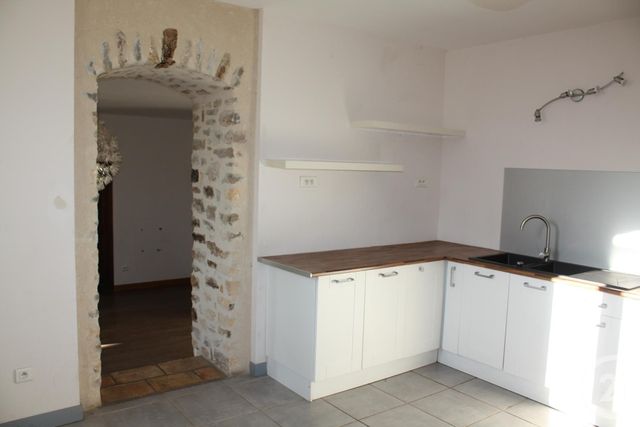Maison &agrave; louer - 3 pi&egrave;ces - 81,70 m2 - Cavillargues - 30 - LANGUEDOC-ROUSSILLON