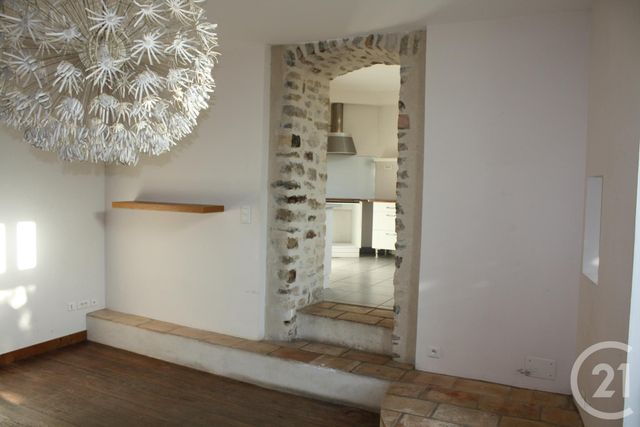 Maison &agrave; louer - 3 pi&egrave;ces - 81,70 m2 - Cavillargues - 30 - LANGUEDOC-ROUSSILLON