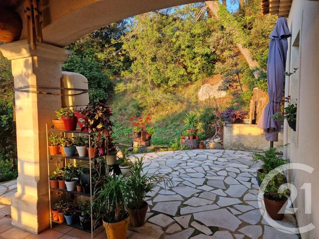 Maison &agrave; louer - 4 pi&egrave;ces - 100 m2 - Laudun L Ardoise - 30 - LANGUEDOC-ROUSSILLON