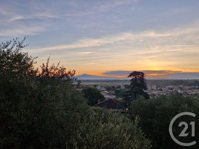 Maison &agrave; louer - 4 pi&egrave;ces - 100 m2 - Laudun L Ardoise - 30 - LANGUEDOC-ROUSSILLON