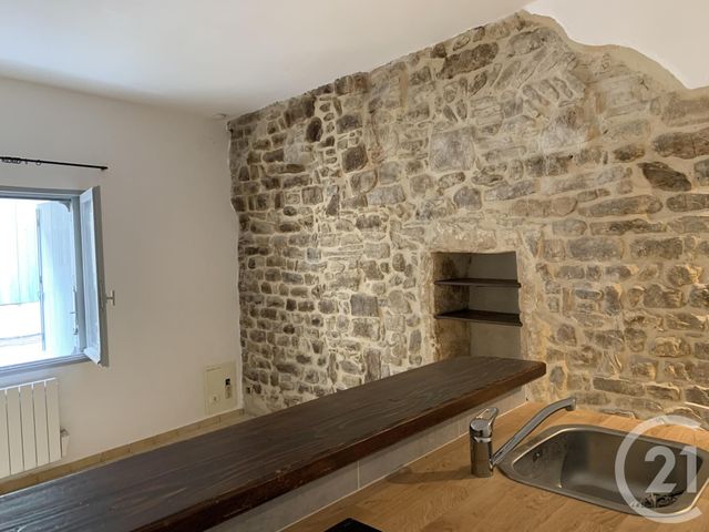 Appartement Studio &agrave; louer - 1 pi&egrave;ce - 20,30 m2 - Bagnols Sur Ceze - 30 - LANGUEDOC-ROUSSILLON
