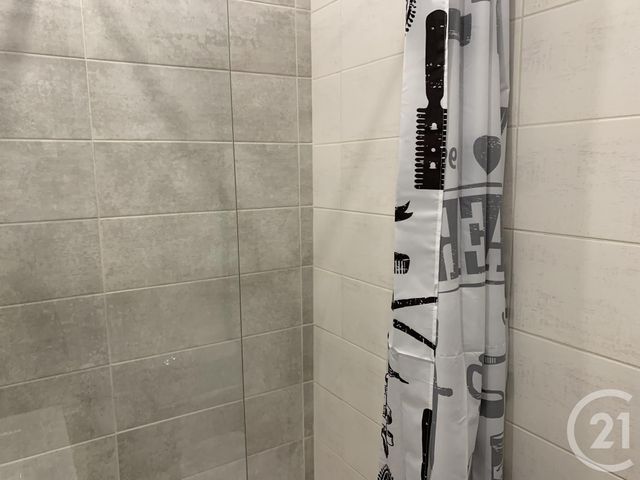 Appartement Studio &agrave; louer - 1 pi&egrave;ce - 20,30 m2 - Bagnols Sur Ceze - 30 - LANGUEDOC-ROUSSILLON