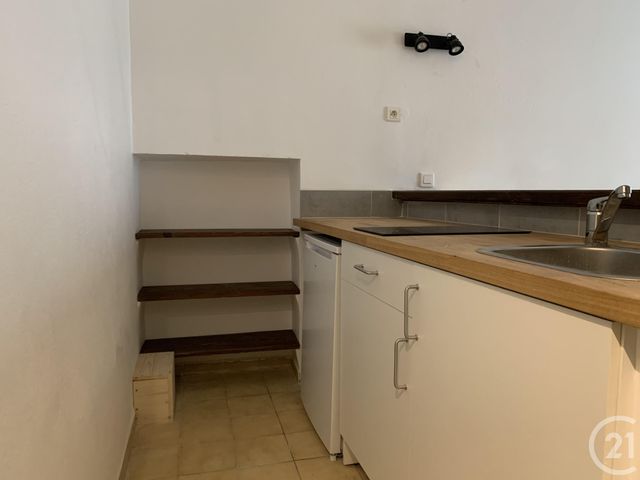 Appartement Studio &agrave; louer - 1 pi&egrave;ce - 20,30 m2 - Bagnols Sur Ceze - 30 - LANGUEDOC-ROUSSILLON