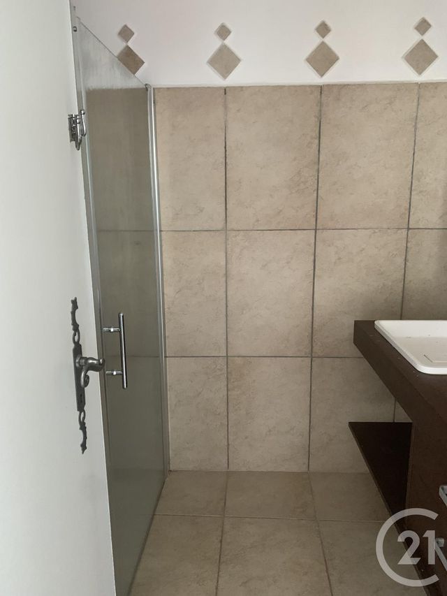 Appartement F2 &agrave; louer - 6 pi&egrave;ces - 179 m2 - Codolet - 30 - LANGUEDOC-ROUSSILLON