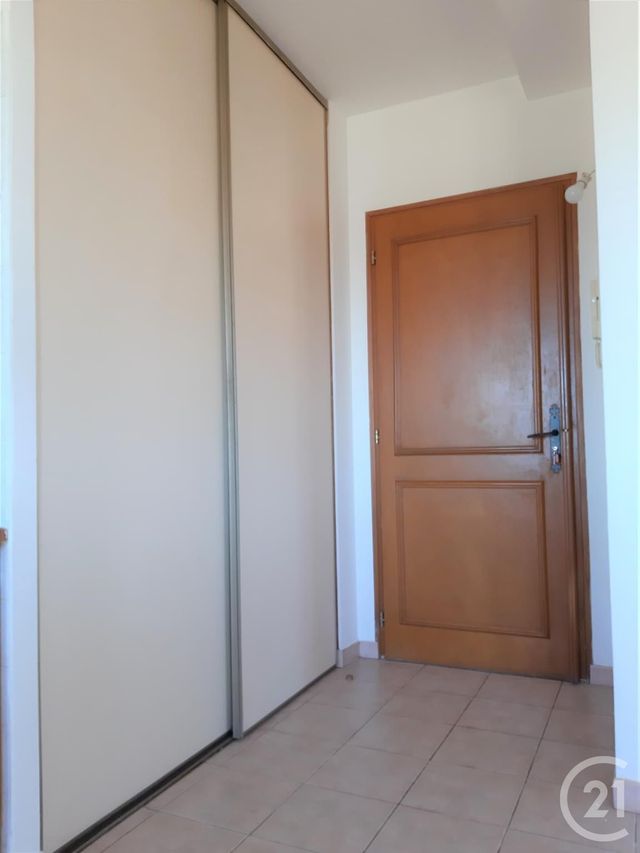 Appartement F2 &agrave; louer - 2 pi&egrave;ces - 55 m2 - Cavillargues - 30 - LANGUEDOC-ROUSSILLON