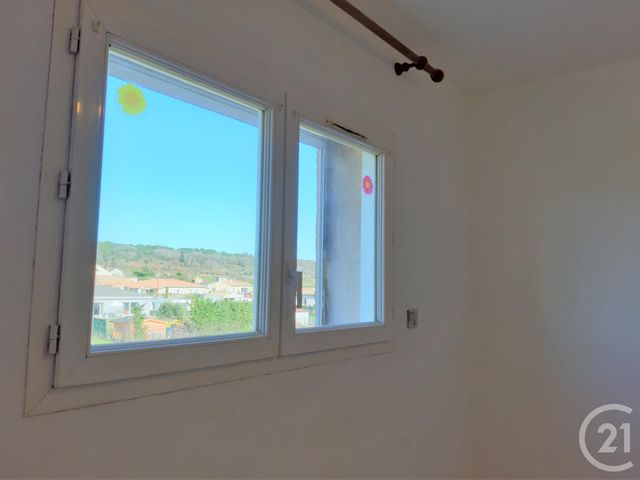 Appartement F2 &agrave; louer - 2 pi&egrave;ces - 55 m2 - Cavillargues - 30 - LANGUEDOC-ROUSSILLON