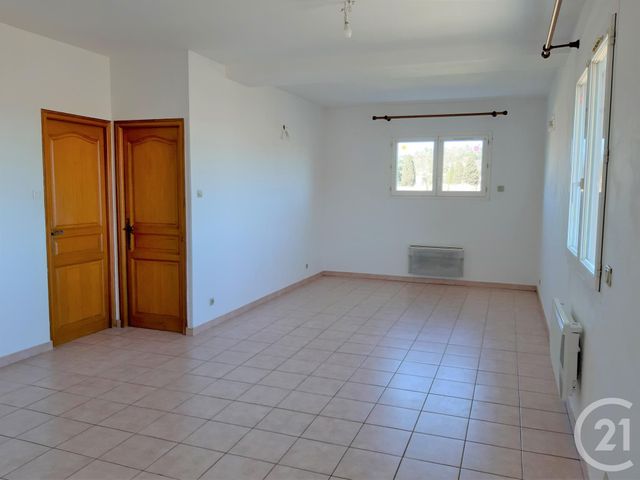 Appartement F2 &agrave; louer - 2 pi&egrave;ces - 55 m2 - Cavillargues - 30 - LANGUEDOC-ROUSSILLON