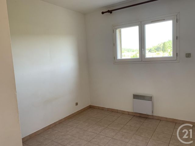 Appartement F2 &agrave; louer - 2 pi&egrave;ces - 55 m2 - Cavillargues - 30 - LANGUEDOC-ROUSSILLON