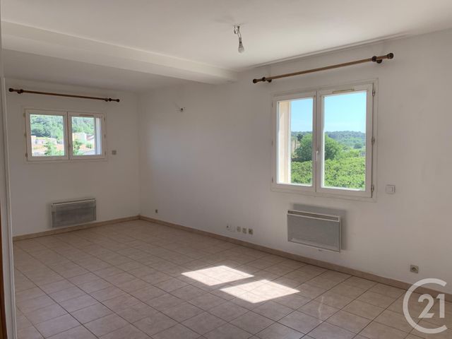 Appartement F2 &agrave; louer - 2 pi&egrave;ces - 55 m2 - Cavillargues - 30 - LANGUEDOC-ROUSSILLON