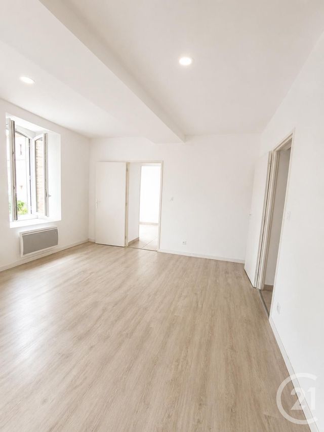 Appartement F2 &agrave; louer - 2 pi&egrave;ces - 44 m2 - Bagnols Sur Ceze - 30 - LANGUEDOC-ROUSSILLON