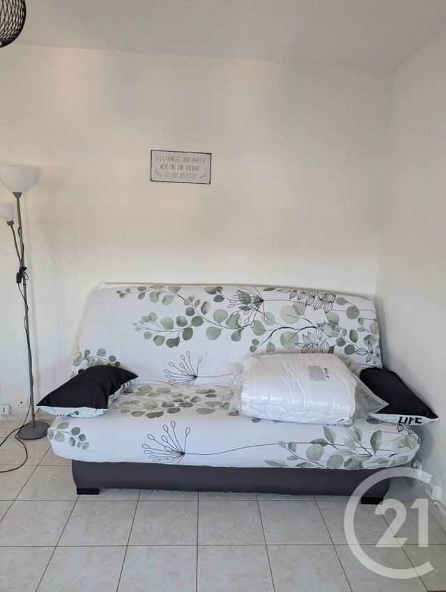 Appartement Studio &agrave; louer - 1 pi&egrave;ce - 25,81 m2 - Nimes - 30 - LANGUEDOC-ROUSSILLON