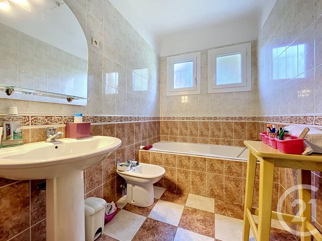 Maison &agrave; vendre - 8 pi&egrave;ces - 145,06 m2 - Bagnols Sur Ceze - 30 - LANGUEDOC-ROUSSILLON