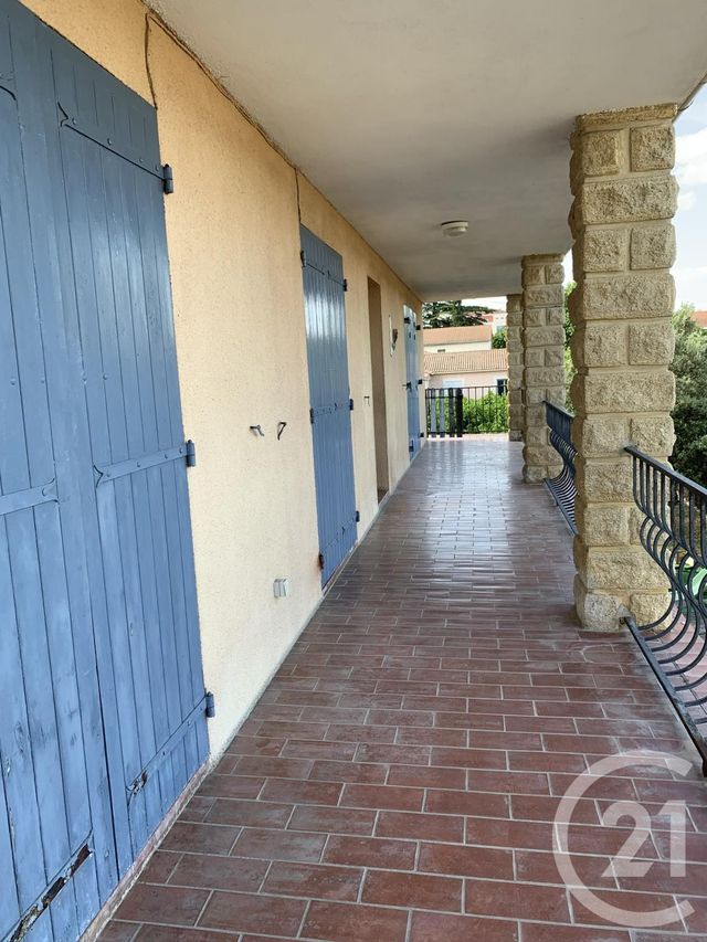 Appartement F4 &agrave; louer - 4 pi&egrave;ces - 105 m2 - Bagnols Sur Ceze - 30 - LANGUEDOC-ROUSSILLON