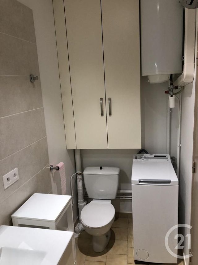 Appartement F2 &agrave; louer - 2 pi&egrave;ces - 32,31 m2 - Bagnols Sur Ceze - 30 - LANGUEDOC-ROUSSILLON