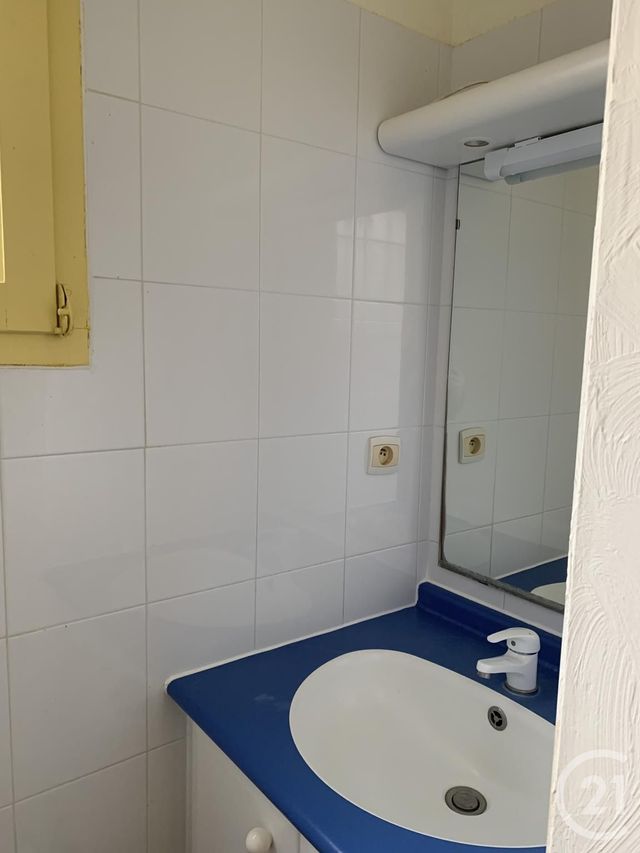 Appartement &agrave; louer - 2 pi&egrave;ces - 550 m2 - Gaujac - 30 - LANGUEDOC-ROUSSILLON