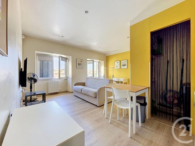 Appartement F1 &agrave; louer - 1 pi&egrave;ce - 21,38 m2 - Bagnols Sur Ceze - 30 - LANGUEDOC-ROUSSILLON