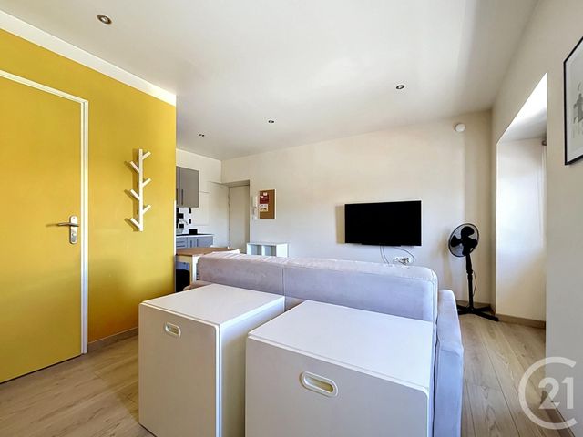 Appartement F1 &agrave; louer - 1 pi&egrave;ce - 21,38 m2 - Bagnols Sur Ceze - 30 - LANGUEDOC-ROUSSILLON