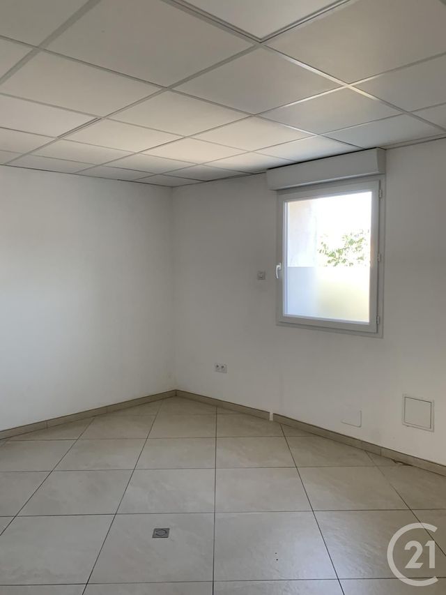 Appartement &agrave; louer - 3 pi&egrave;ces - 55 m2 - Cornillon - 30 - LANGUEDOC-ROUSSILLON