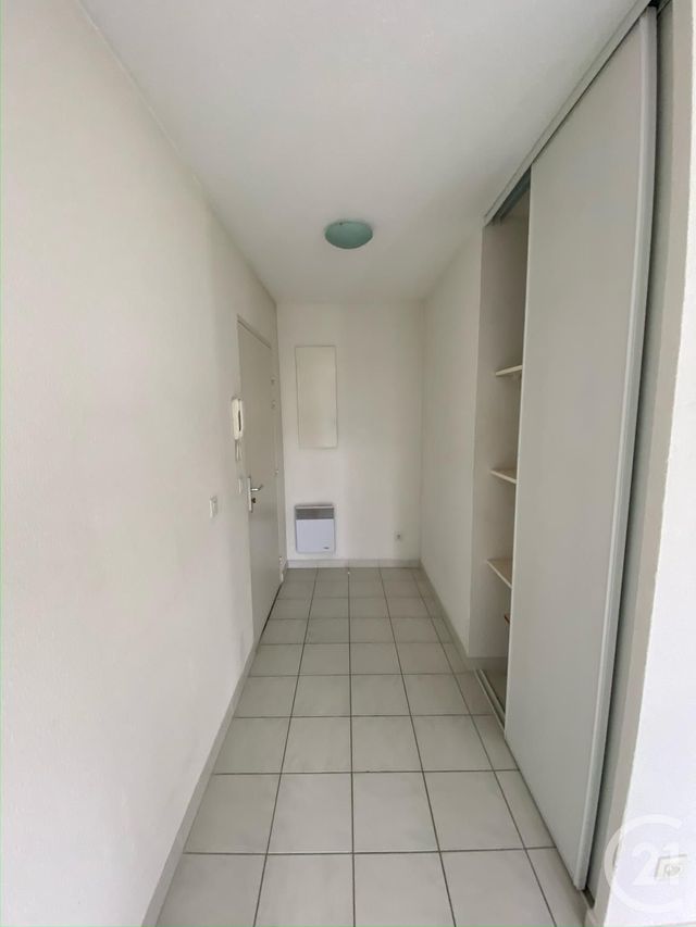 Appartement F2 &agrave; louer - 2 pi&egrave;ces - 53 m2 - Bagnols Sur Ceze - 30 - LANGUEDOC-ROUSSILLON