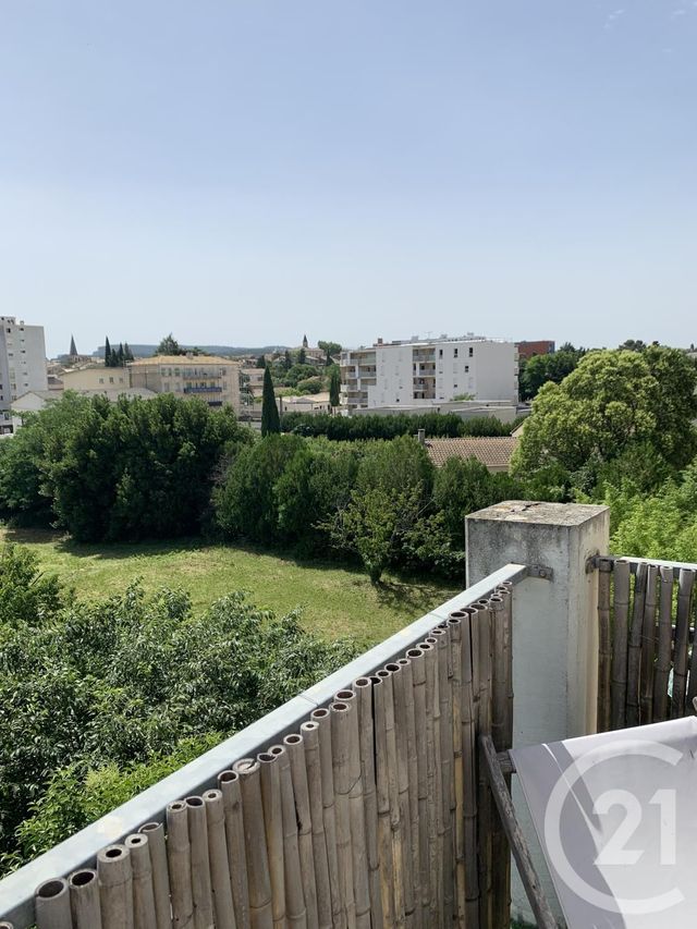 Appartement F2 &agrave; louer - 2 pi&egrave;ces - 53 m2 - Bagnols Sur Ceze - 30 - LANGUEDOC-ROUSSILLON