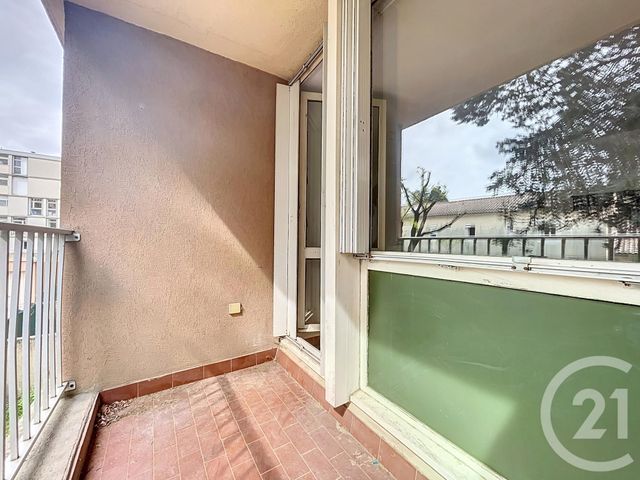 Appartement F1 &agrave; louer - 1 pi&egrave;ce - 25 m2 - Bagnols Sur Ceze - 30 - LANGUEDOC-ROUSSILLON