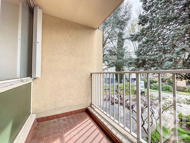 Appartement F1 &agrave; louer - 1 pi&egrave;ce - 25 m2 - Bagnols Sur Ceze - 30 - LANGUEDOC-ROUSSILLON