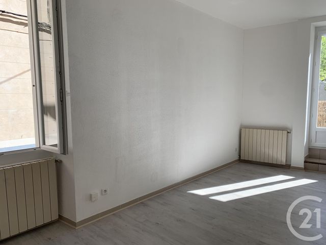 Appartement &agrave; louer - 3 pi&egrave;ces - 58,43 m2 - Bagnols Sur Ceze - 30 - LANGUEDOC-ROUSSILLON