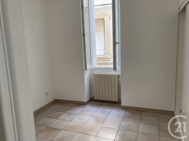 Appartement &agrave; louer - 3 pi&egrave;ces - 58,43 m2 - Bagnols Sur Ceze - 30 - LANGUEDOC-ROUSSILLON