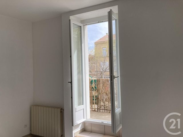 Appartement &agrave; louer - 3 pi&egrave;ces - 58,43 m2 - Bagnols Sur Ceze - 30 - LANGUEDOC-ROUSSILLON