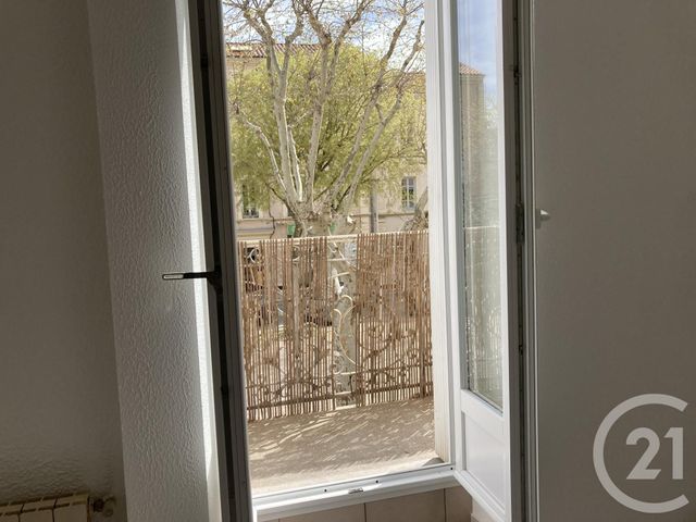 Appartement &agrave; louer - 3 pi&egrave;ces - 58,43 m2 - Bagnols Sur Ceze - 30 - LANGUEDOC-ROUSSILLON