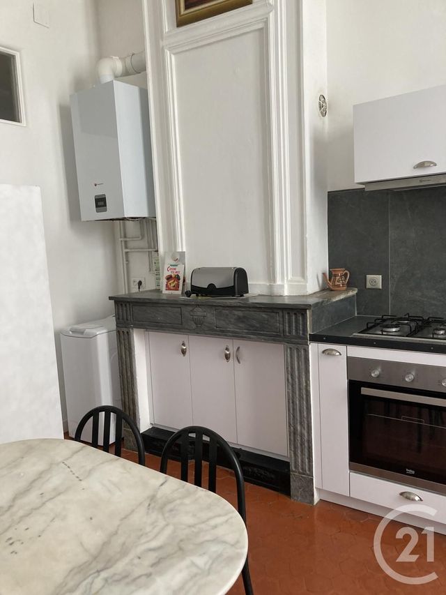 Appartement &agrave; louer - 2 pi&egrave;ces - 87,42 m2 - Bagnols Sur Ceze - 30 - LANGUEDOC-ROUSSILLON