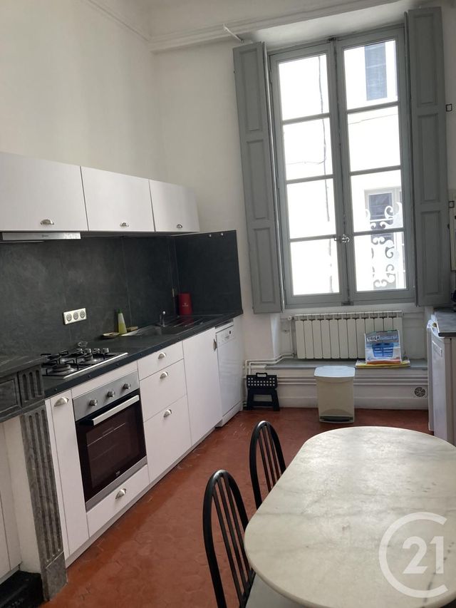 Appartement &agrave; louer - 2 pi&egrave;ces - 87,42 m2 - Bagnols Sur Ceze - 30 - LANGUEDOC-ROUSSILLON