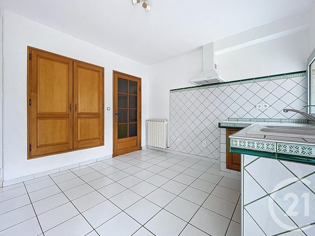 Maison &agrave; louer - 6 pi&egrave;ces - 124,40 m2 - Bagnols Sur Ceze - 30 - LANGUEDOC-ROUSSILLON