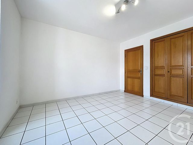 Maison &agrave; louer - 6 pi&egrave;ces - 124,40 m2 - Bagnols Sur Ceze - 30 - LANGUEDOC-ROUSSILLON