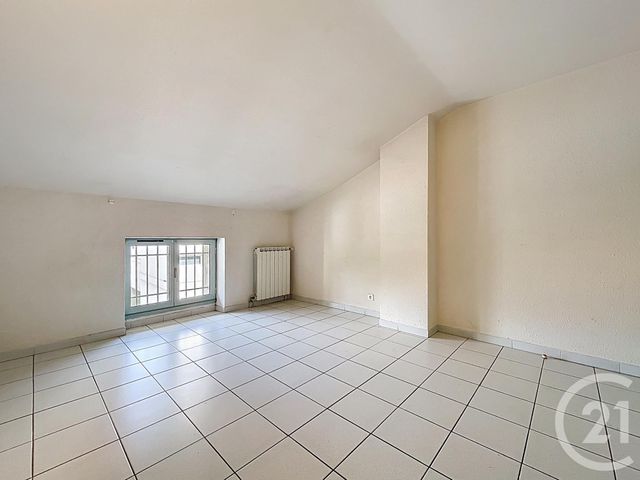 Maison &agrave; louer - 6 pi&egrave;ces - 124,40 m2 - Bagnols Sur Ceze - 30 - LANGUEDOC-ROUSSILLON