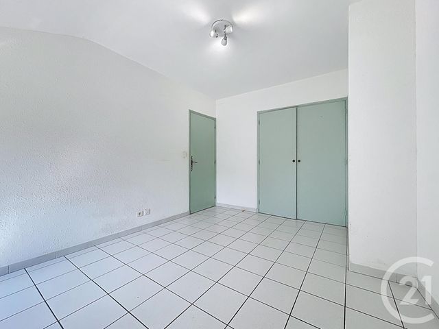 Maison &agrave; louer - 6 pi&egrave;ces - 124,40 m2 - Bagnols Sur Ceze - 30 - LANGUEDOC-ROUSSILLON