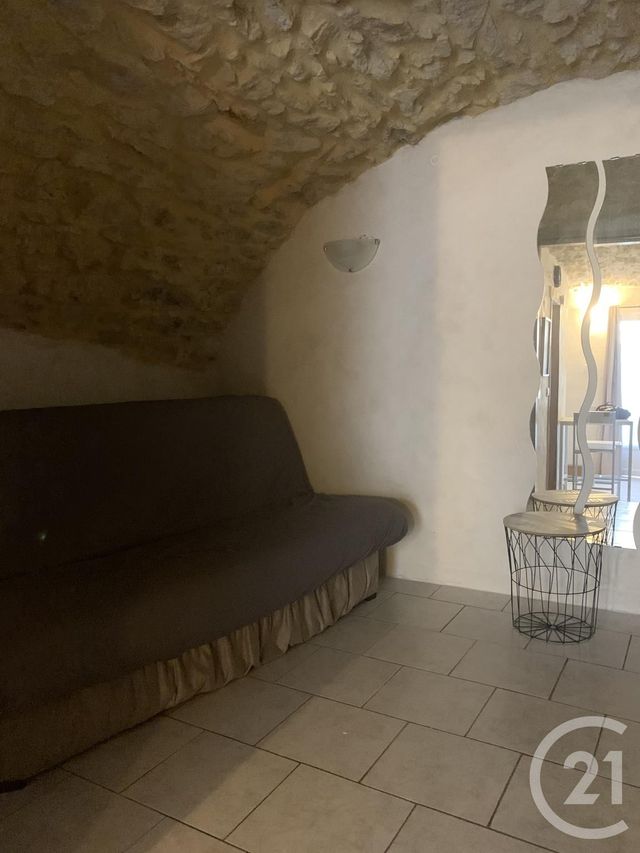 Appartement &agrave; louer - 2 pi&egrave;ces - 72 m2 - St Andre De Roquepertuis - 30 - LANGUEDOC-ROUSSILLON