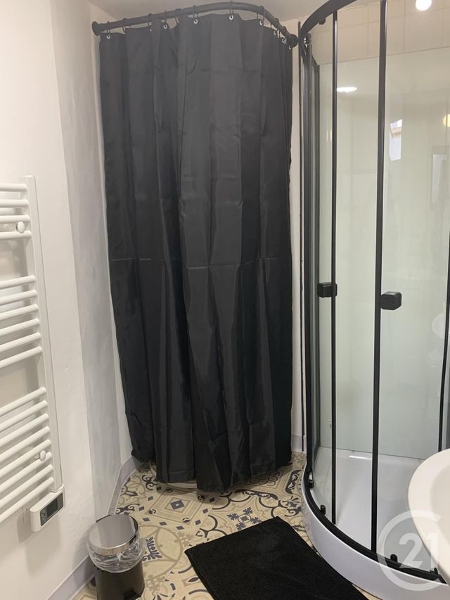 Appartement &agrave; louer - 2 pi&egrave;ces - 72 m2 - St Andre De Roquepertuis - 30 - LANGUEDOC-ROUSSILLON