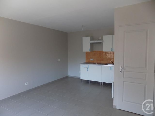 Appartement F1 &agrave; louer - 1 pi&egrave;ce - 24,75 m2 - Bagnols Sur Ceze - 30 - LANGUEDOC-ROUSSILLON