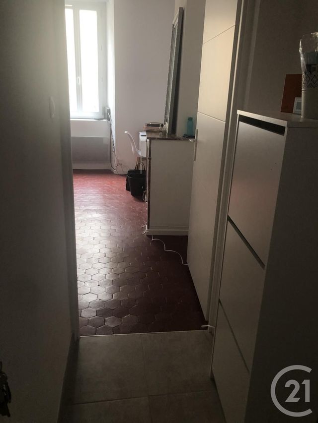Appartement F2 &agrave; louer - 2 pi&egrave;ces - 42 m2 - Bagnols Sur Ceze - 30 - LANGUEDOC-ROUSSILLON