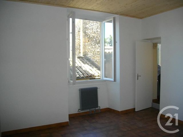 Appartement &agrave; louer - 3 pi&egrave;ces - 70 m2 - Bagnols Sur Ceze - 30 - LANGUEDOC-ROUSSILLON