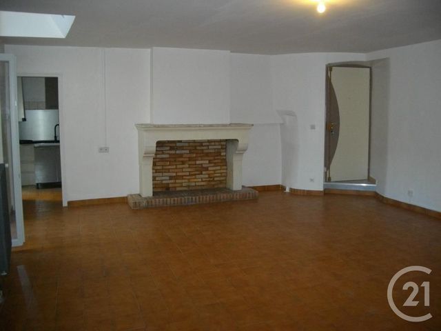 Appartement &agrave; louer - 3 pi&egrave;ces - 70 m2 - Bagnols Sur Ceze - 30 - LANGUEDOC-ROUSSILLON