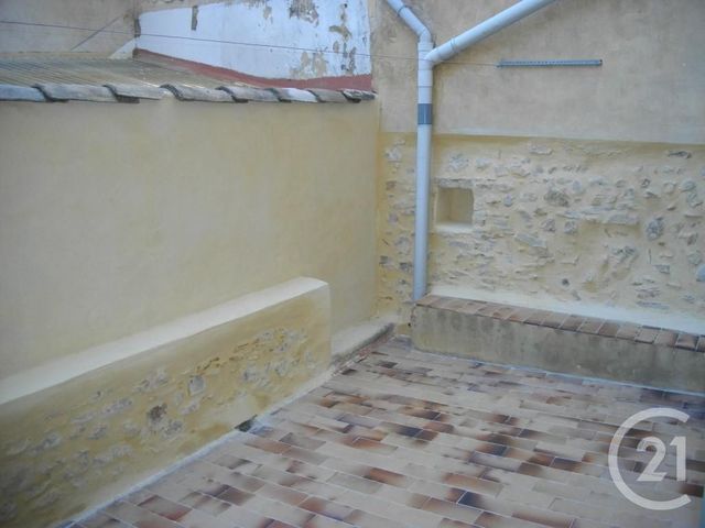 Appartement &agrave; louer - 3 pi&egrave;ces - 70 m2 - Bagnols Sur Ceze - 30 - LANGUEDOC-ROUSSILLON