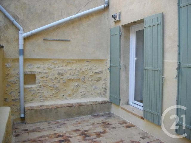 Appartement &agrave; louer - 3 pi&egrave;ces - 70 m2 - Bagnols Sur Ceze - 30 - LANGUEDOC-ROUSSILLON