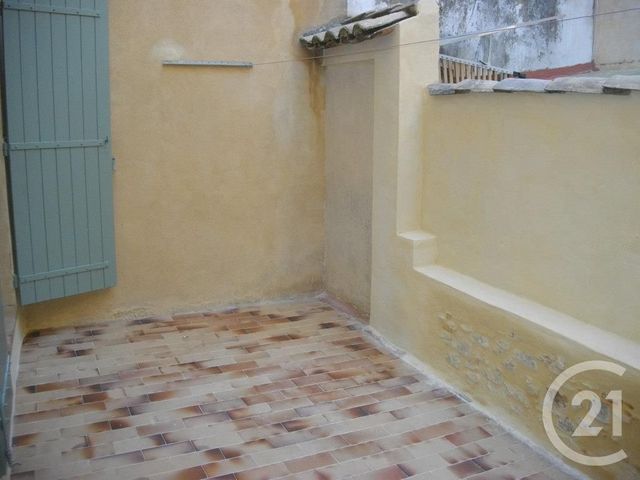 Appartement &agrave; louer - 3 pi&egrave;ces - 70 m2 - Bagnols Sur Ceze - 30 - LANGUEDOC-ROUSSILLON