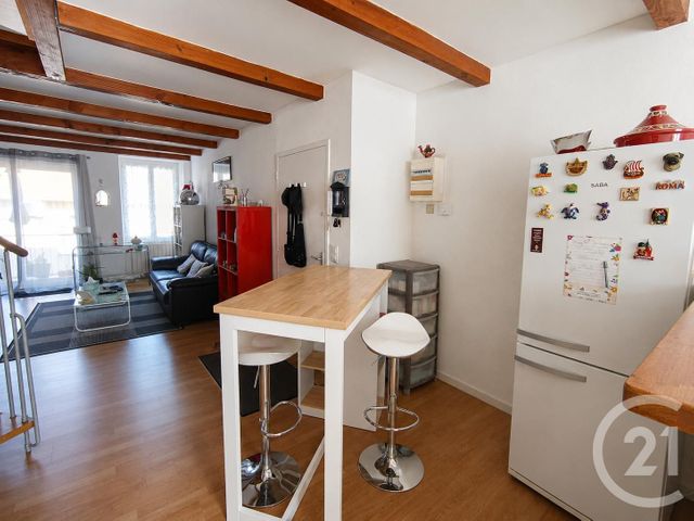 Appartement &agrave; louer - 3 pi&egrave;ces - 80 m2 - Bagnols Sur Ceze - 30 - LANGUEDOC-ROUSSILLON